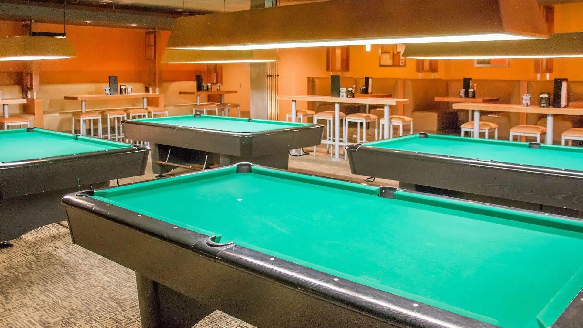 Quality Inn & Suites Winnipeg 3*,