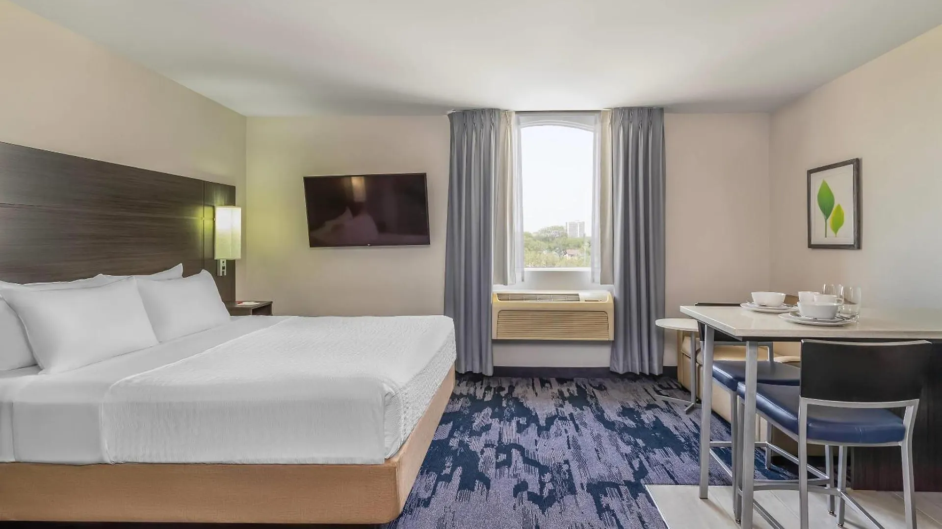 ***  Quality Inn & Suites Winnipeg Canada